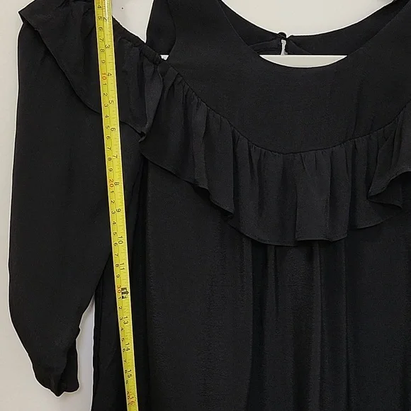 Anthro MAEVE RUFFLE COLD SHOULDER CUT OUT LIGHTWEIGHT BLACK DRESSY BLOUSE SIZE 2 - Picture 15 of 15